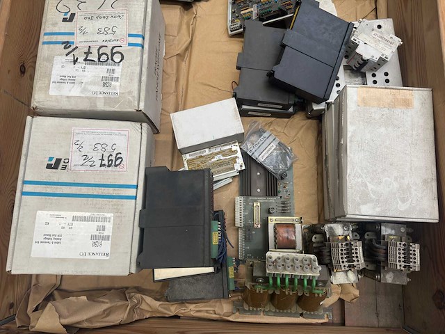 Partij automatisering elektronica + diverse printplaten/modules - afbeelding 3 van  9