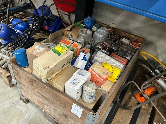 Partij automotive filters - afbeelding 1 van  4