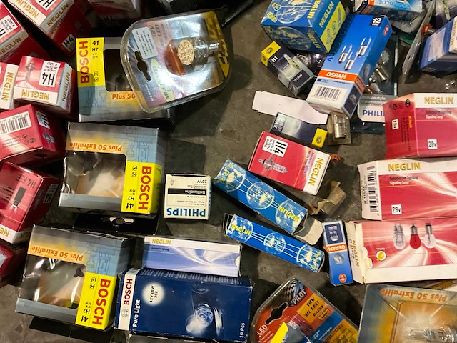 Partij automotive lampen - afbeelding 2 van  10