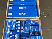 Partij automotive onderdelen - aandrijfassen, lagers en pompen 135kg - afbeelding 2 van  6