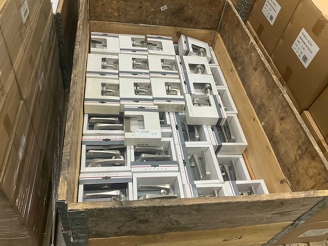 Partij avenue farfalla rvs deurkruk sets (circa 150 stuks) - afbeelding 1 van  6