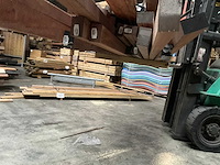 Partij azobé hardhouten palen en balken - afbeelding 2 van  13