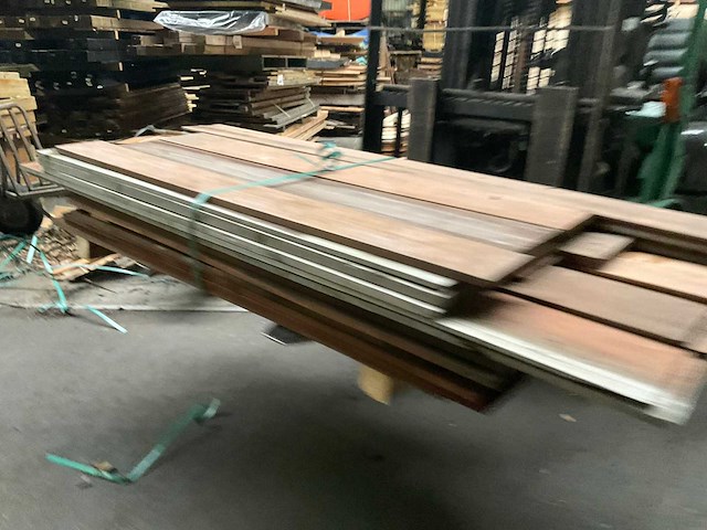 Partij azobé tuinplanken - afbeelding 5 van  12