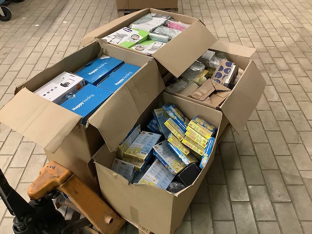 Partij baby artikelen - afbeelding 1 van  3
