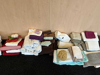 Partij badjassen en handdoeken - afbeelding 6 van  9