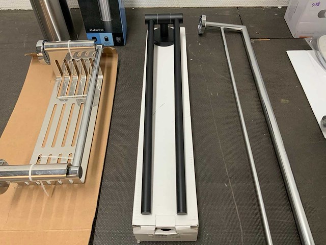 Partij badkamer accessoires - afbeelding 10 van  15