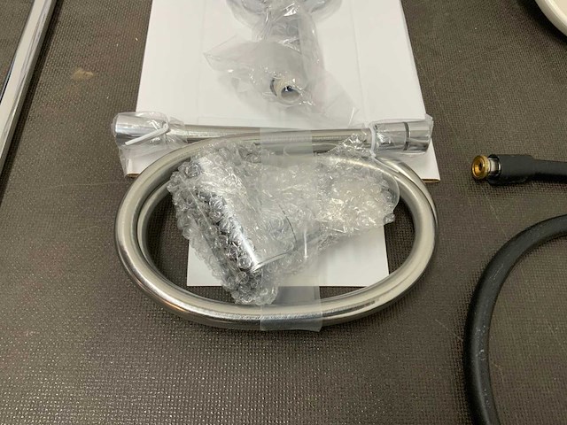 Partij badkamer accessoires - afbeelding 13 van  15