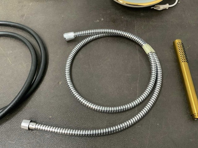 Partij badkamer accessoires - afbeelding 15 van  15