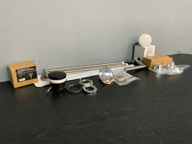 Partij badkamer accessoires - afbeelding 3 van  6