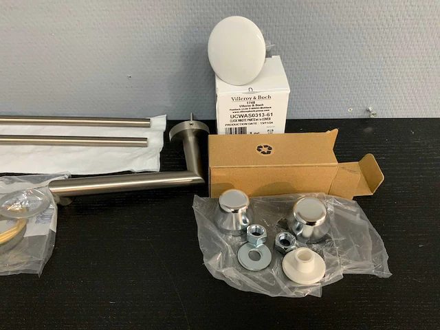 Partij badkamer accessoires - afbeelding 6 van  6