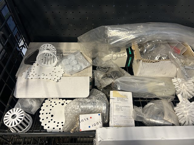 Partij badkamer goederen w.o. ludi, hansgrohe, keuco, sphinx - afbeelding 3 van  10