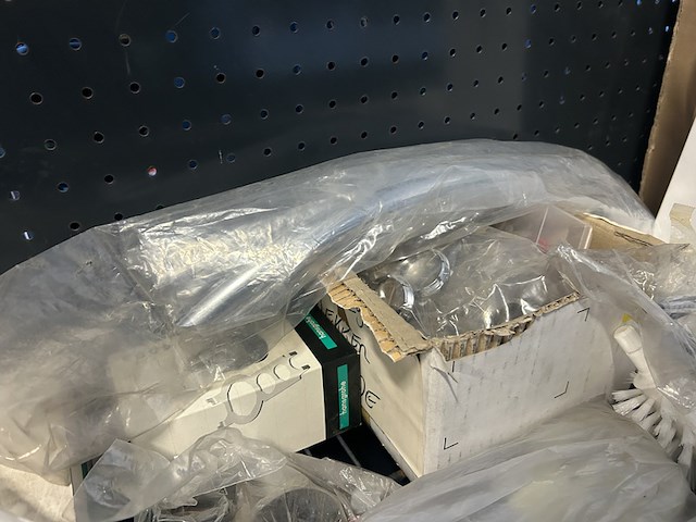 Partij badkamer goederen w.o. ludi, hansgrohe, keuco, sphinx - afbeelding 8 van  10