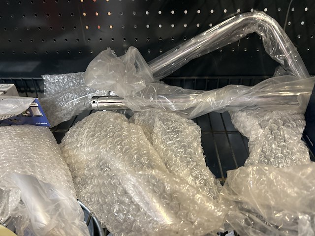 Partij badkameraccessoires w.o. douchekop, o.a. hansgrohe - afbeelding 7 van  9