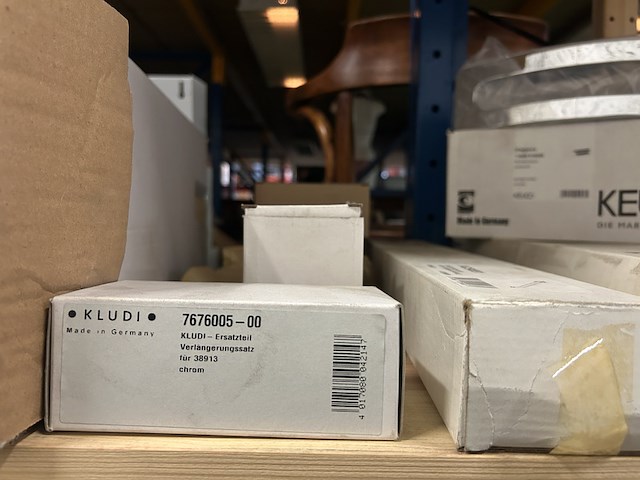 Partij badkameraccessoires w.o. viega, keuco - afbeelding 4 van  7