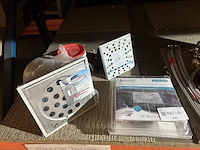 Partij badkamer/sanitair accessoires en toebehoren w.o. aquaberg - afbeelding 1 van  5