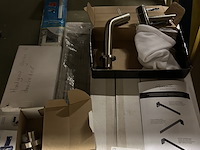 Partij badkamer/sanitair accessoires en toebehoren w.o. assenti - afbeelding 1 van  6