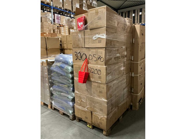 Partij bag green solutions 15/15x11/11x20cm red (8200x) - afbeelding 4 van  6