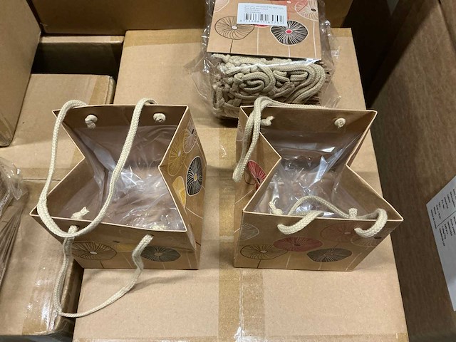 Partij bag kraft blum green/rood 13x13x13cm (3250x) - afbeelding 2 van  7