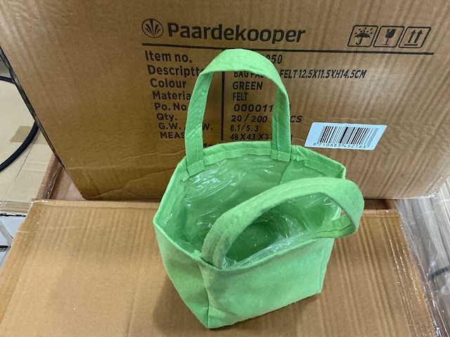 Partij bag pastel felt 12,5x11,5xh14,5cm green (1400x) - afbeelding 5 van  7