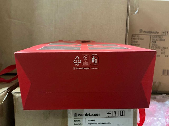 Partij bag present red 24x11x28cm (4600x) - afbeelding 4 van  6