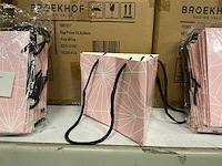 Partij bag prism 17x13cm pink/white (1600x) - afbeelding 1 van  2