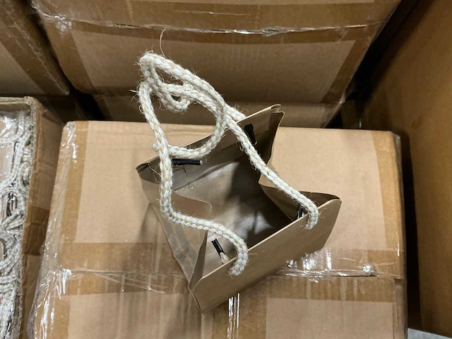 Partij bag sporty carton 12,5x11,5xh12,5cm taupe (2400x) - afbeelding 2 van  5