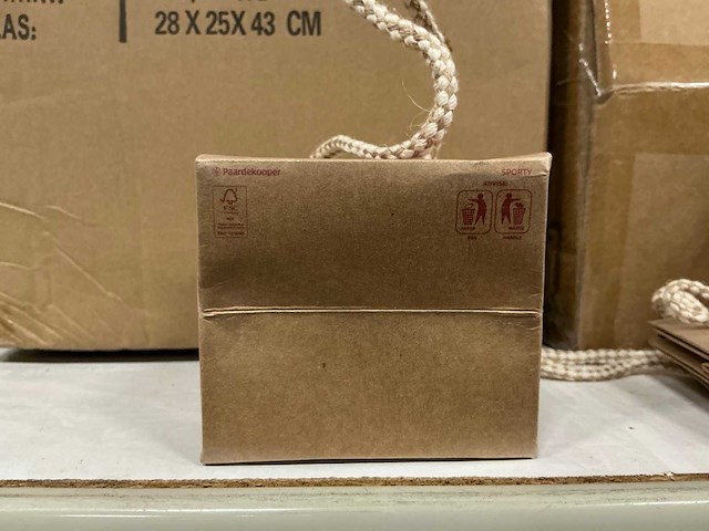 Partij bag sporty carton 9,5x8,5xh9,5cm (380x) - afbeelding 3 van  5