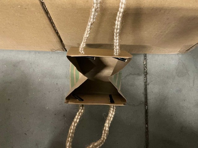 Partij bag sporty carton 9,5x8,5xh9,5cm light green (1600x) - afbeelding 2 van  6