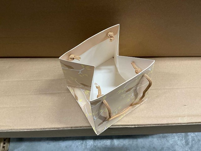Partij bags birdie creme 12/12x15/15x18cm (1680x) - afbeelding 2 van  6