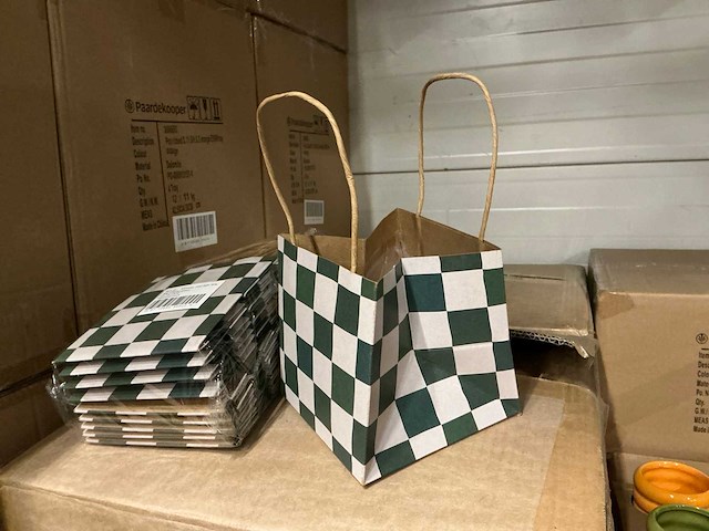 Partij bags checks green 13x13x13cm brown craft paper (1440x) - afbeelding 2 van  5