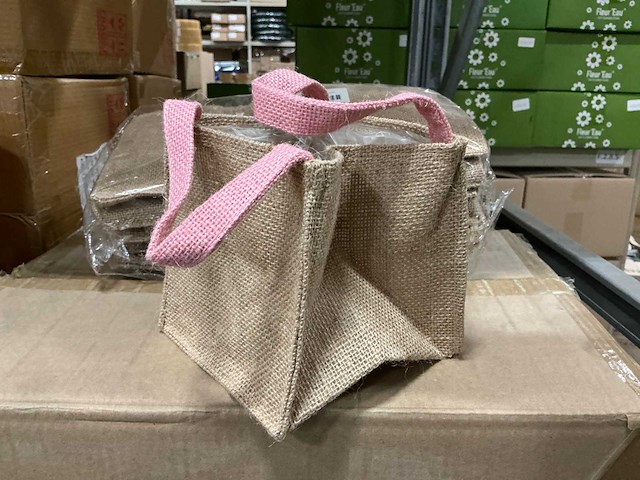 Partij bags foxy jute pink 14,5x14,5,14,5cm (1980x) - afbeelding 4 van  5