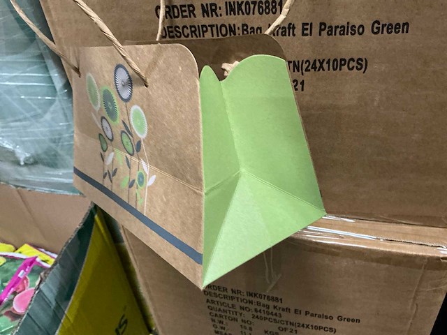 Partij bags kraft el paraiso green 22x11x13cm (1920x) - afbeelding 3 van  6