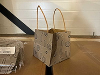Partij bags mosa cardboard 13x13xh13cm beige (2650x) - afbeelding 2 van  6