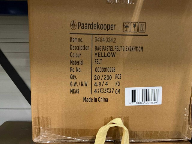 Partij bags pastel felt 9,5x9xh11cm yellow (2000x) - afbeelding 4 van  6