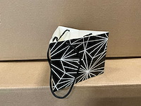 Partij bags prism 17x13cm black/white (4400x) - afbeelding 1 van  5