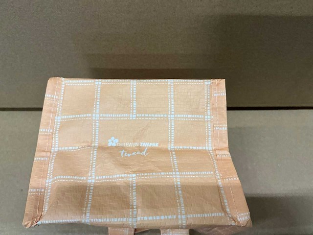 Partij bags tweed yellow 13x13x11,5cm (3500x) - afbeelding 2 van  4