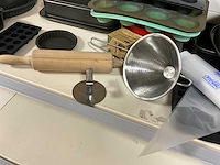 Partij bakbenodigdheden - afbeelding 6 van  9