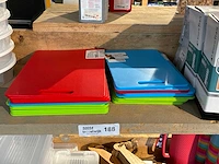 Partij / bakjes / flessen / snijplanken - afbeelding 8 van  12