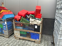 Partij bakken en kratten - afbeelding 1 van  3