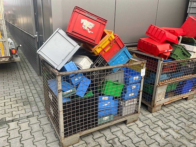 Partij bakken en kratten - afbeelding 3 van  3