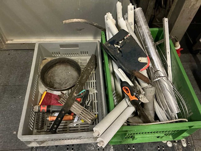 Partij bakkerij inventaris - afbeelding 11 van  17