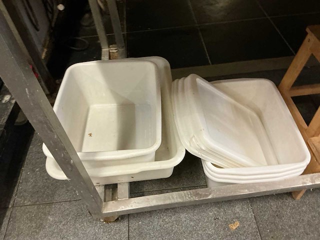 Partij bakkerij inventaris - afbeelding 12 van  17