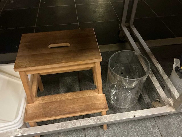 Partij bakkerij inventaris - afbeelding 13 van  17