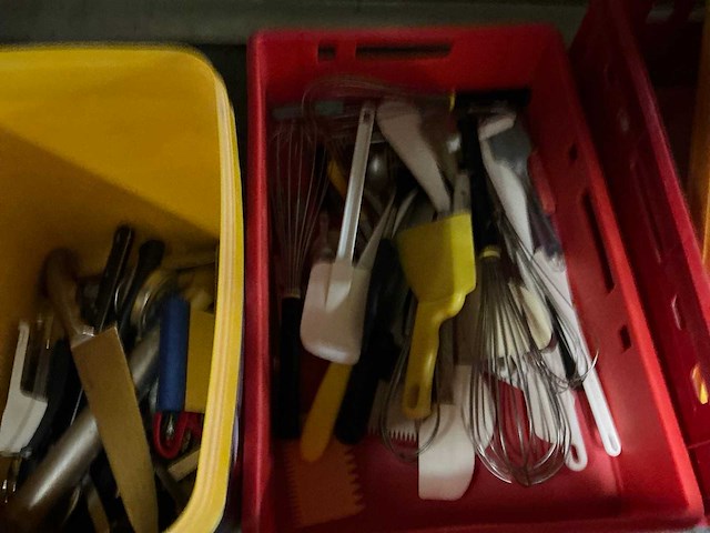 Partij bakkerij inventaris - afbeelding 15 van  17