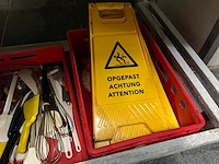 Partij bakkerij inventaris - afbeelding 16 van  17