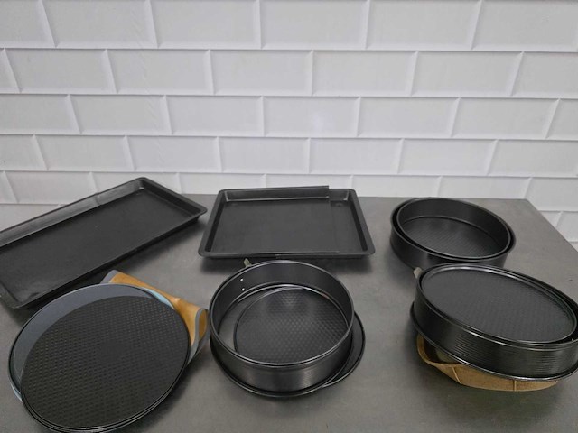 Partij bakvormen - afbeelding 1 van  3