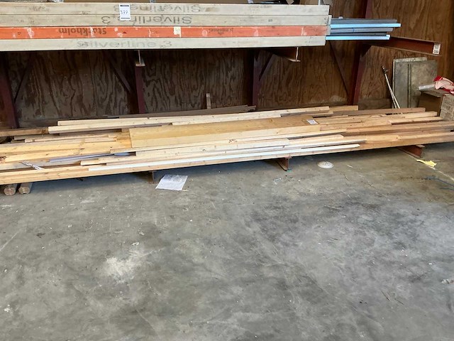 Partij balken en latten - afbeelding 2 van  4