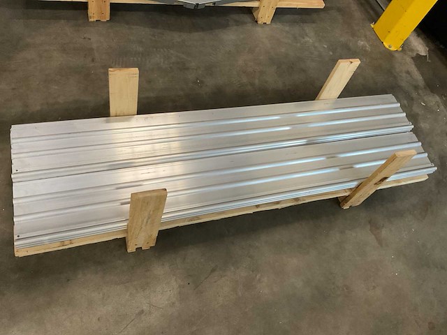 Partij ballastdrager - afbeelding 1 van  2