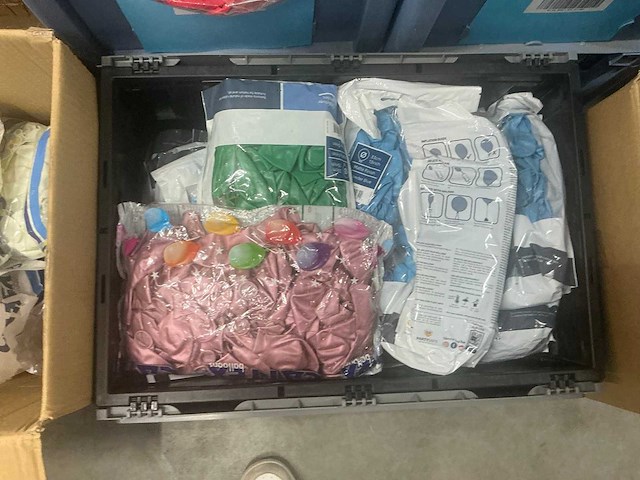 Partij ballonnen en divers - afbeelding 8 van  8