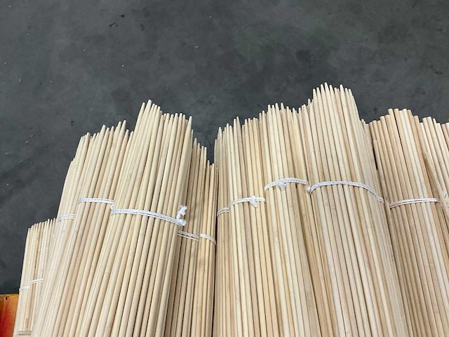 Partij bamboestokken 80&70cm (9000x) - afbeelding 3 van  3
